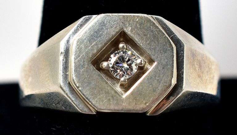 Men's Thick Band Ring with Cz Gemstone in Sterling Silver