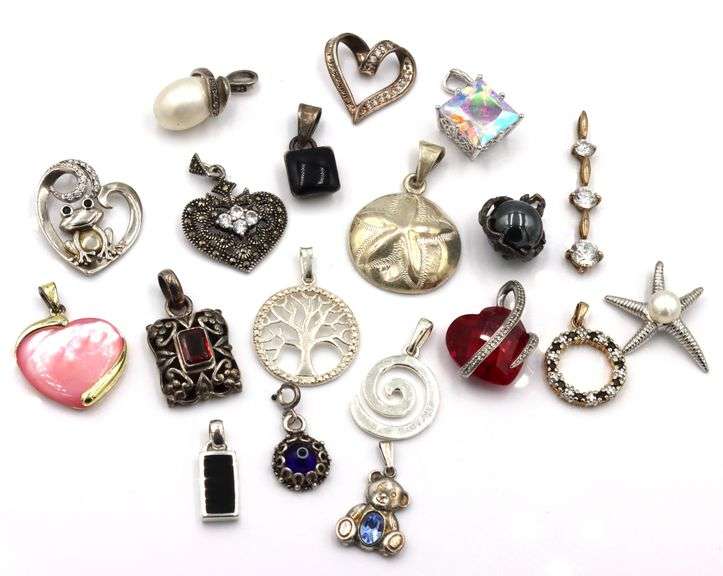 Group lot of vintage 925 sterling silver pendants
