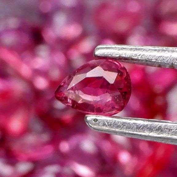 Collectors 4.12ct violet red Ruby set -Untreated!!!