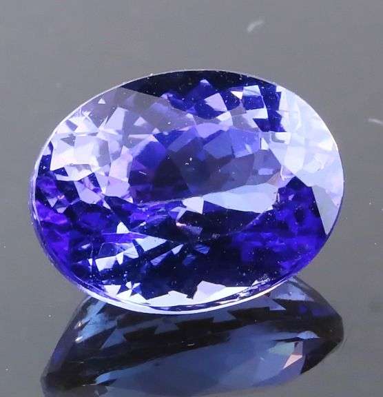 Top blue violet 2.76ct eye clean Tanzanite