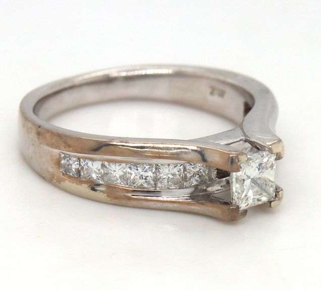 14kt White gold 0.90ctw princess cut channel set diamond engagement ring