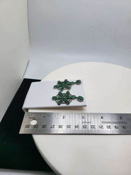 Handmade Elegant Earrings with 11.0ct Natural Colombian Emeralds & 1.5ct Diamond Accents