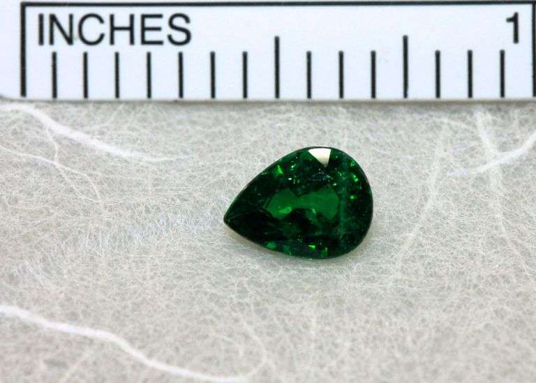 Shimmering Natural Tsavorite Pear