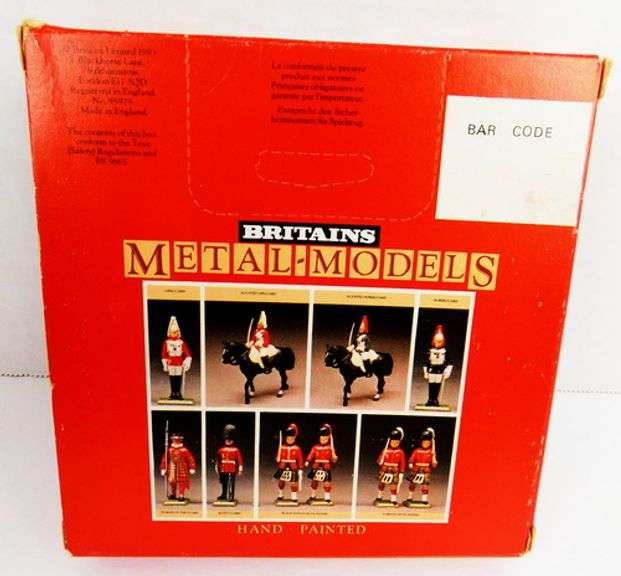 1983 Britains "The Queen" Model - MIB