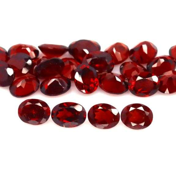 Classically colored! 14.10ct UNTREATED Spessartite Garnet set!