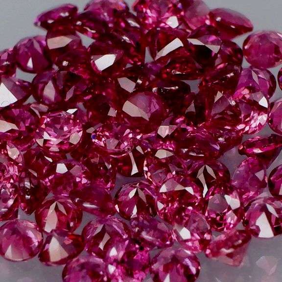 Glittering! 5.14ct matched violet pink Rhodolite Garnet set!