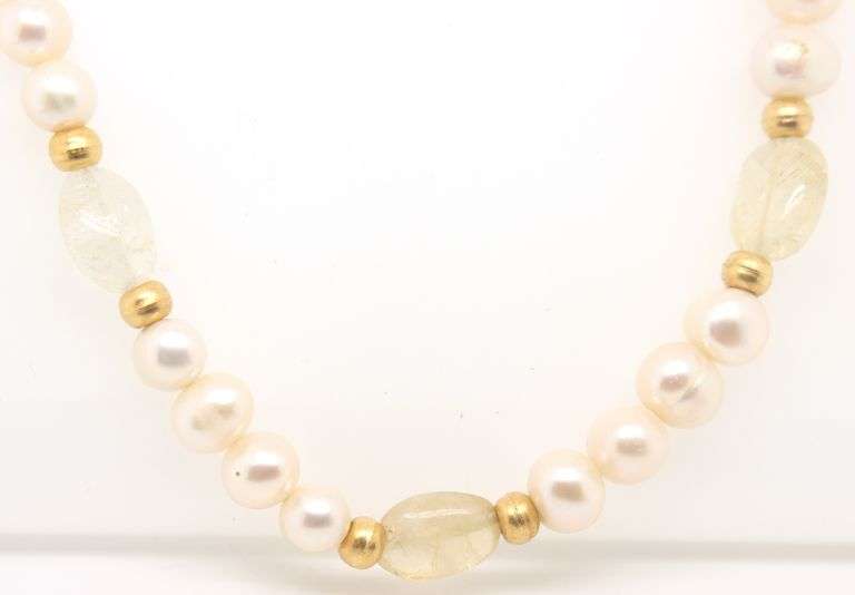 18kt Yellow gold button pearl, white quartz and amethyst gold ball necklace