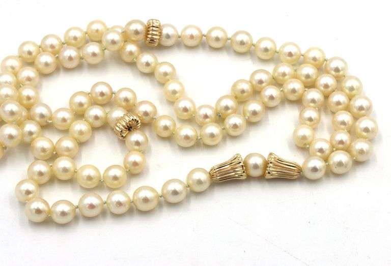 Gold bead and 8mm pearl endless necklace in yellow gold