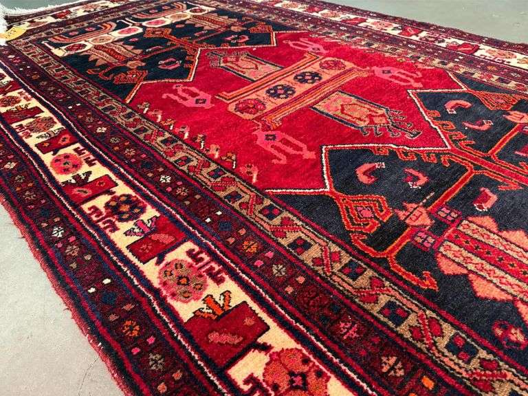 Stunning Persian Hamedan  Rug 5x9.7