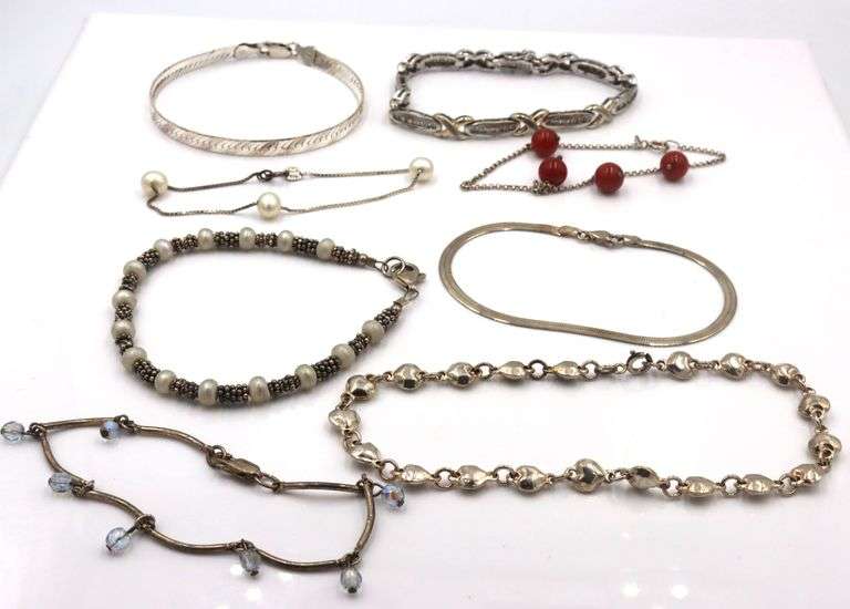 Group lot of 8 vintage 925 sterling silver bracelets