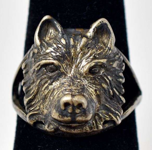 Wolf Head Ring in Sterling Silver