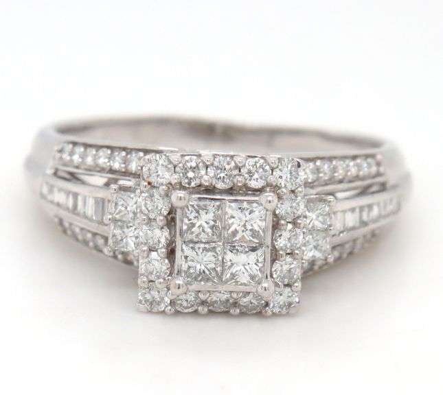 10kt White gold Invisible set diamond engagement ring