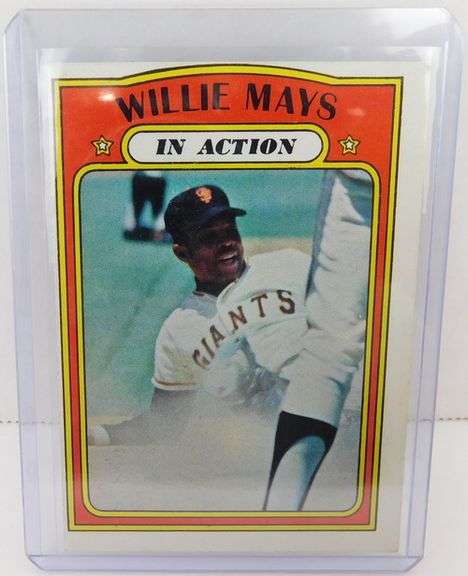 Willie Mays in Action 1972 Baseball Card