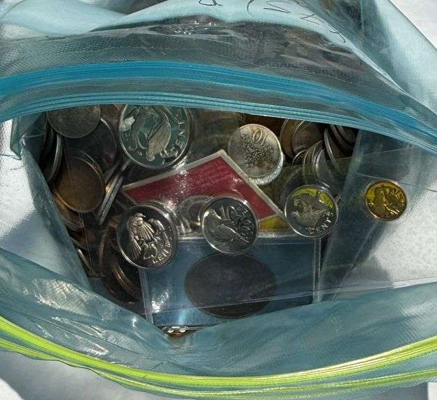 15 Pounds of World Coins