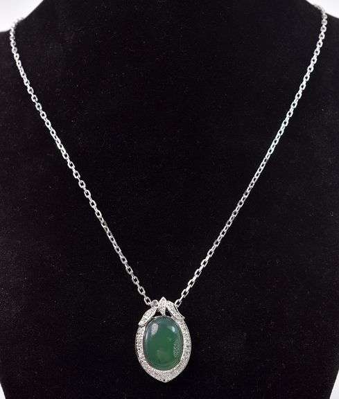 Marvelous 5.00CTS Oval Cabochon-Cut Chalcedony & Sapphire Gemstone Pendant Necklace in Sterling Silv