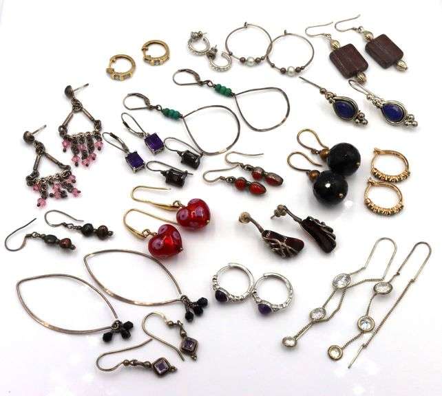 Vintage 925 sterling silver group lot of earrings
