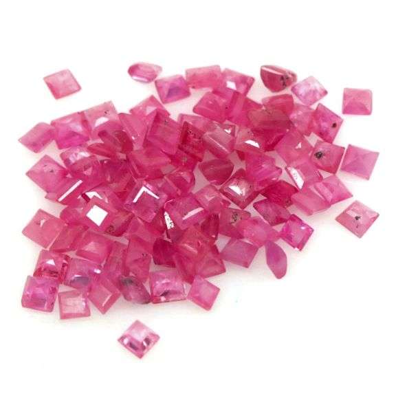 Lovely 5.81ct 84 piece princess cut Ruby set -Heated only!!!
