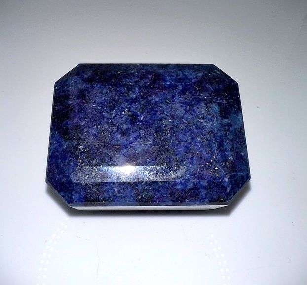 Huge Museum Size Certified 1950 Ct Museum Size Blue Sapphire