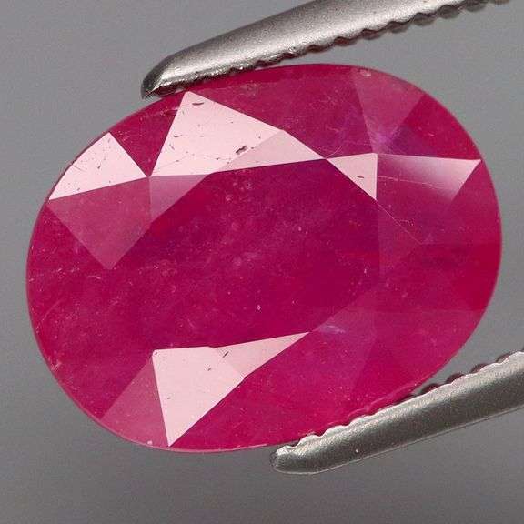 Vibrant 3.08ct violet red Mozambique Ruby -Heated only!