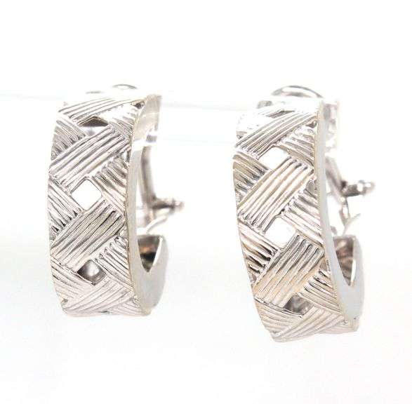 14kt White gold woven wide hoop earrings