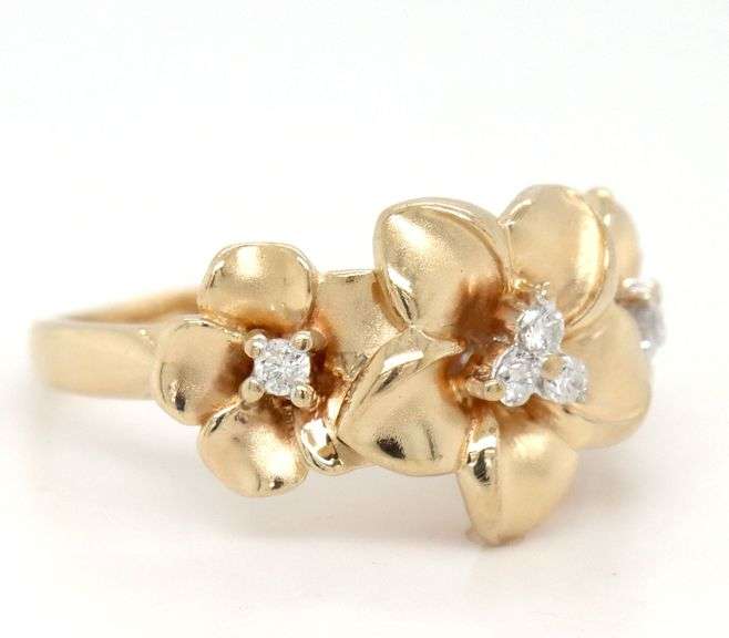 14kt Yellow gold diamond Plumeria ring