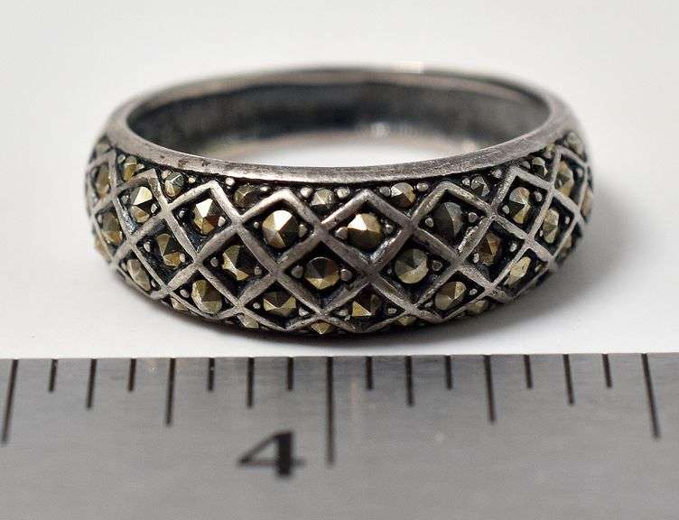 Marcasite Band Ring in Sterling Silver