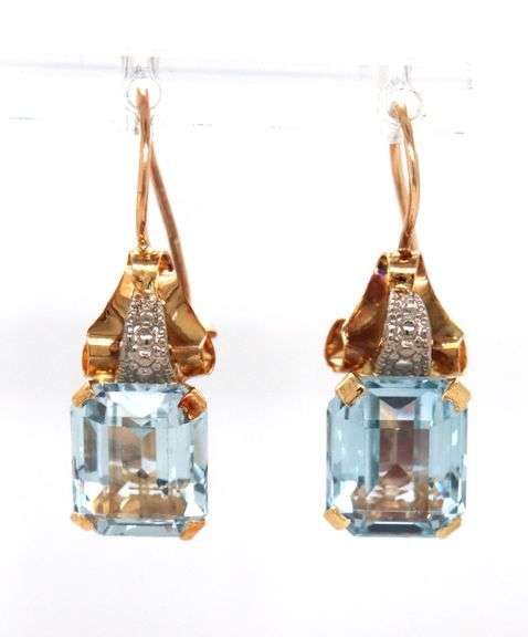 Vintage 14kt yellow gold aquamarine and diamond accent earrings