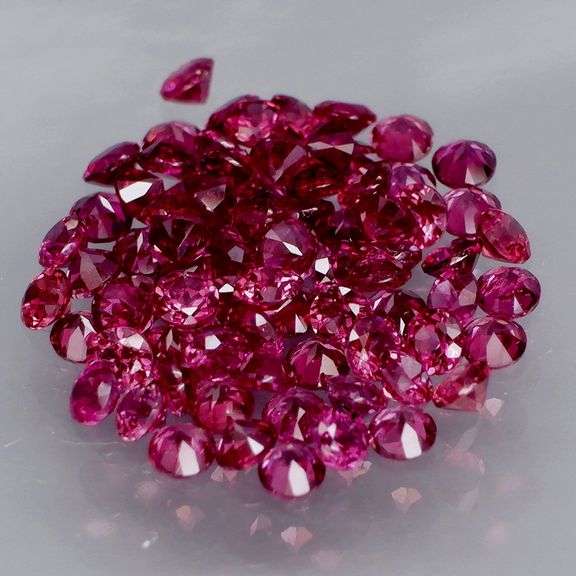 Glittering! 5.14ct matched violet pink Rhodolite Garnet set!