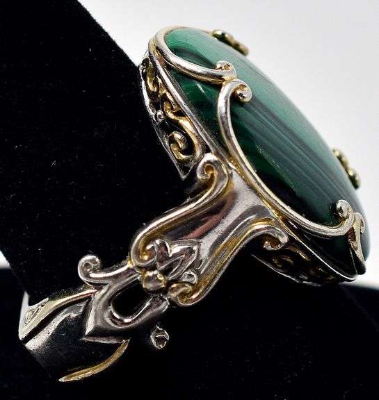 Vintage Malachite Ring in Sterling Silver