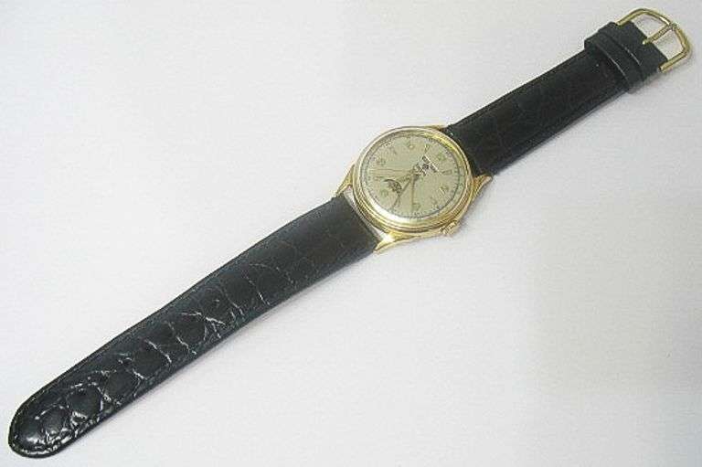 CONTENT OF SAFE DEPOSIT BOX: RARE VINTAGE ZODIAC MOON PHASE COMPLICATION DIAL MEN'S WATCH