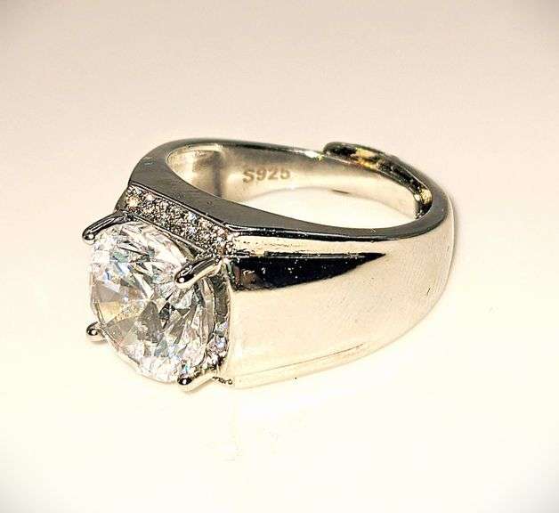 Men's 18 Kt White Gold Plate 5 Ct Lab Simulated Diamond Ring
