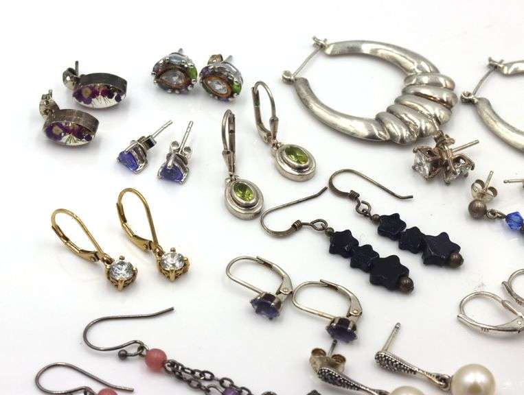 Group lot of Vintage 925 sterling silver earrings