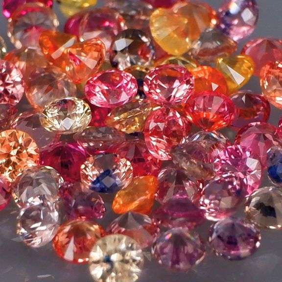 Diamond cut! Multiple colors! 3.92ct Sapphire set -Heated only!