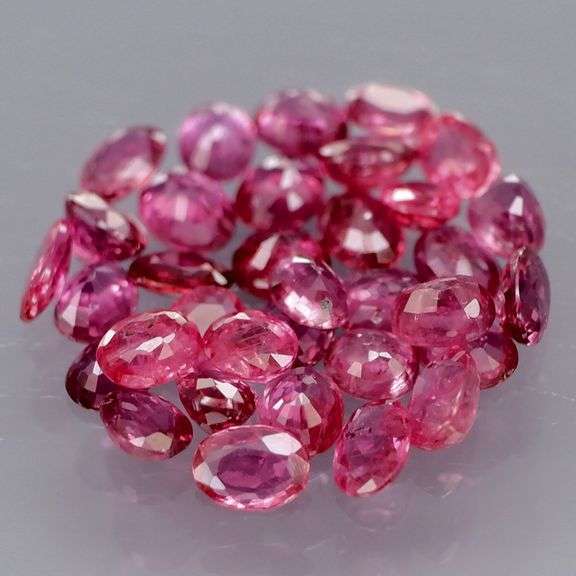 Collectors 4.07ct violet red Ruby set -Untreated!!!