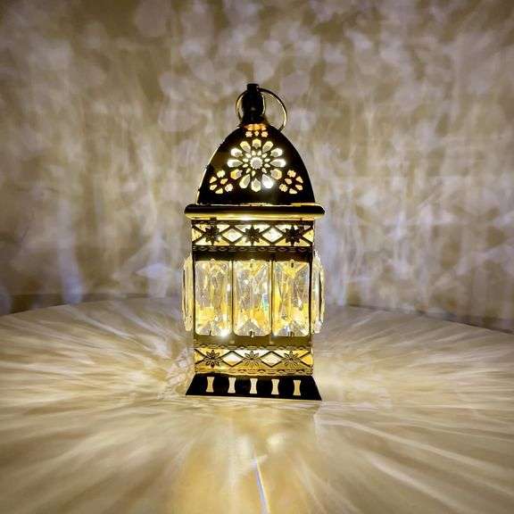 Gilded Metal Hanging Lamp Lantern