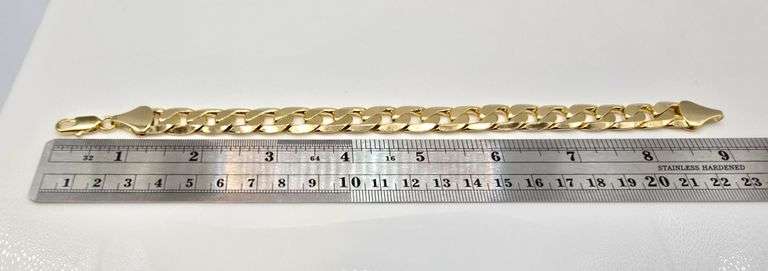 Strong 33..5 Gram 14 Kt Gold Plate Cuban Link Bracelet
