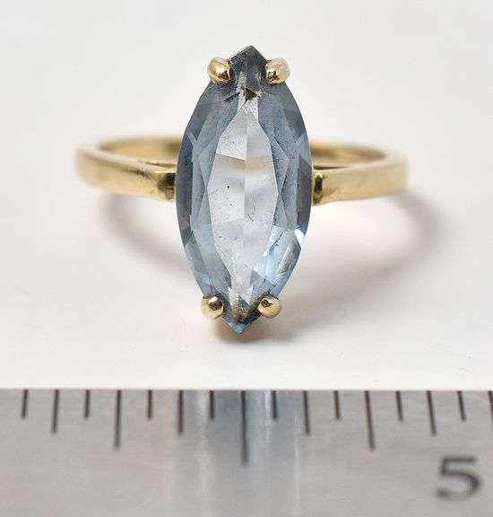 Enchanting 10k Yellow Gold Blue Topaz Gemstone Ring