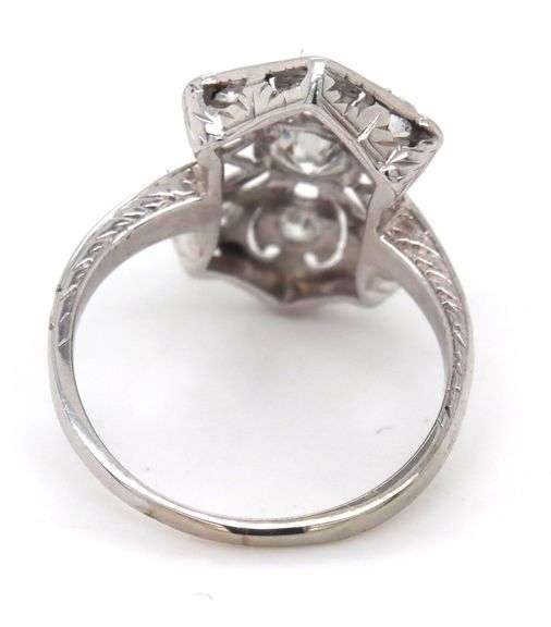Antique 14kt white gold 0.80ctw Euro cut diamond ring