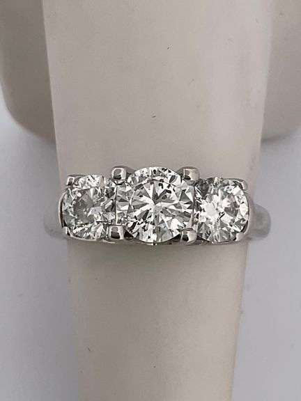CERTIFIED BRAND NEW 14K WHITE GOLD DIAMOND RING