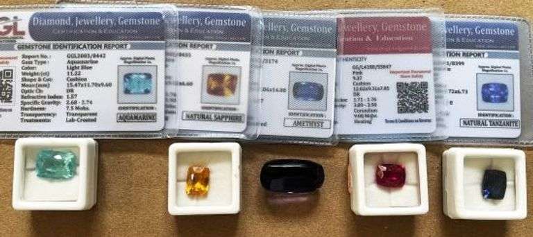 Collection of 12 Gemstones