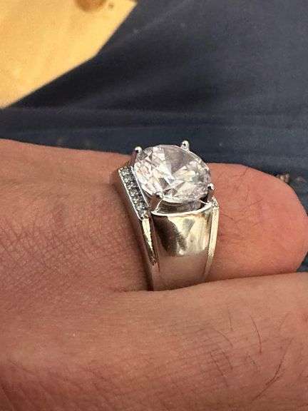 Mens Dazzling 14 Kt Gold Plated Ring