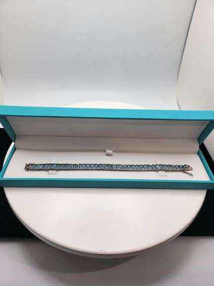 Elegant 87ct Emerald-Cut Natural Sky Blue Topaz Bracelet in Sterling Silver – Size 7