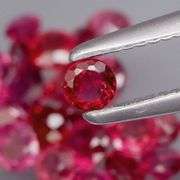 Untreated! Rare color! 2.92ct Imperial red Sapphire set!!!