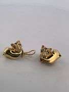 CERTIFIED BRAND NEW 18K GOLD DIAMOND SAPPHIRE AND EMERALD CARTIER INSPIRED LEOPARD EARRINGS