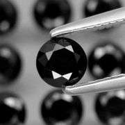 Diamond black! 2.92ct set of 4mm untreated Spinels!