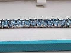Elegant 87ct Emerald-Cut Natural Sky Blue Topaz Bracelet in Sterling Silver – Size 7