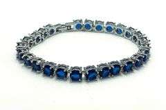 8 Kt White Gold Plated Lab Simulated 16.5 Cttw Midnight Blue Sapphire Tennis Bracelet