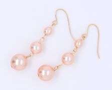 14kt Yellow gold Graduted pink pearl dangle earrings