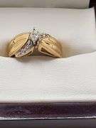 14k yellow gold diamond wedding band, size 7.5 -4.9 gr