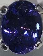 Magnificent 3.4 ctw oval shape Tanzanite